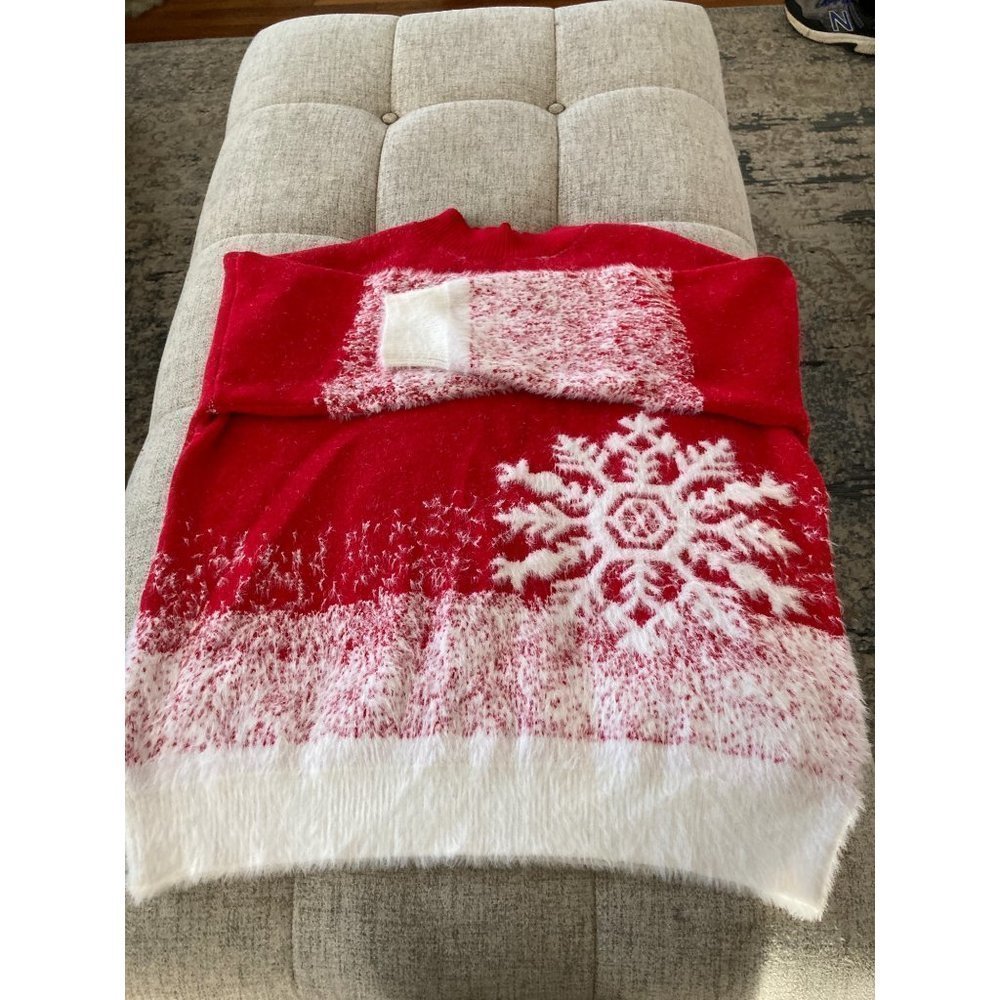 Nwt AndTheWhy holiday snowflake sweater